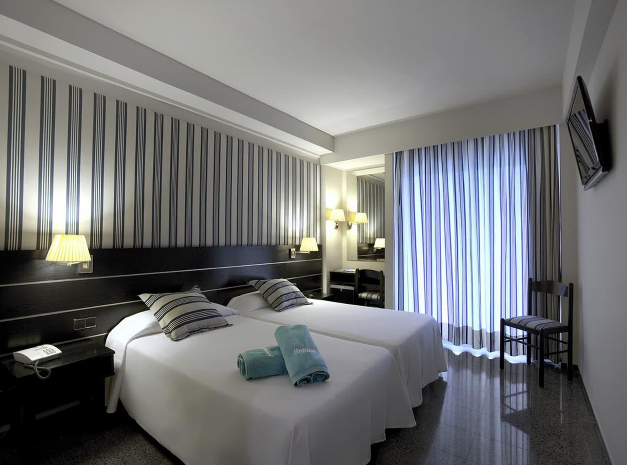Hotel Anabel Lloret de Mar Zewnętrze zdjęcie